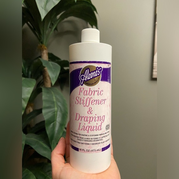 Aleene's Fabric Stiffener Flexible Glue Cosplay Prop Art / Crafts Dries Clear - Picture 4 of 6